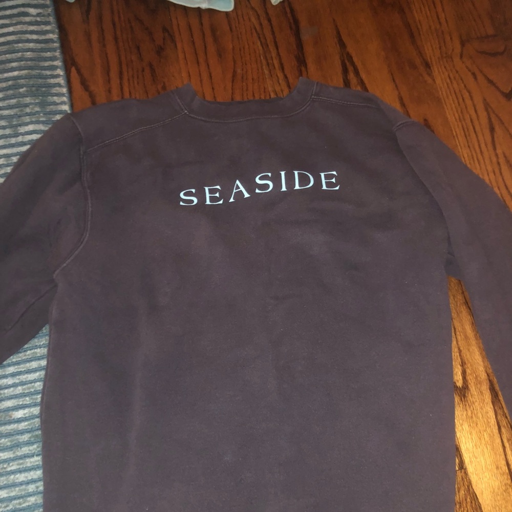 Seaside crew neck
